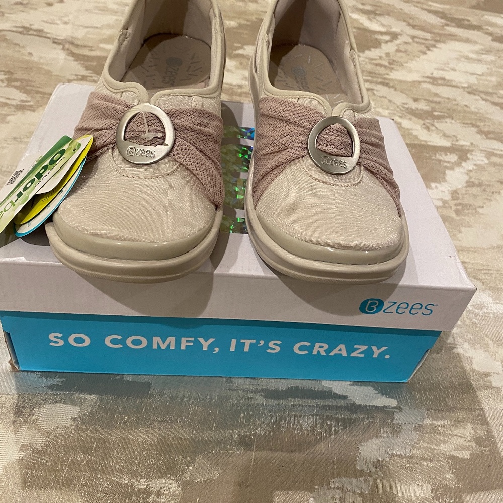 BZees Niche Slip On Shoes